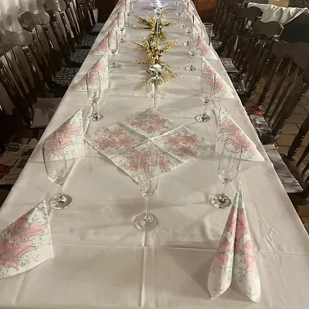 & Restaurant Adolfovsky Dvur