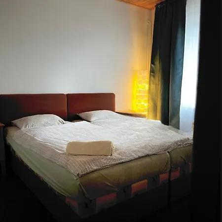 & Restaurant Adolfovsky Dvur Отель