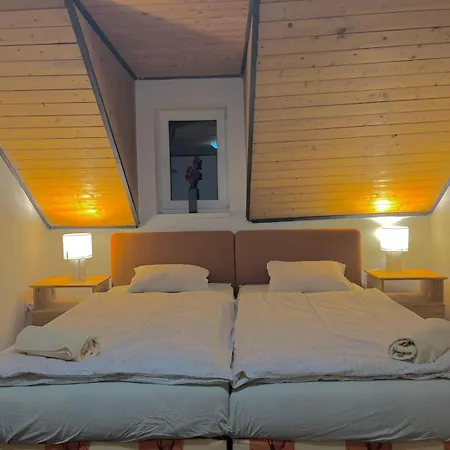 & Restaurant Adolfovsky Dvur Adolfov