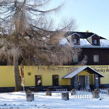 Hotel & Restaurant Adolfovsky Dvur Adolfov