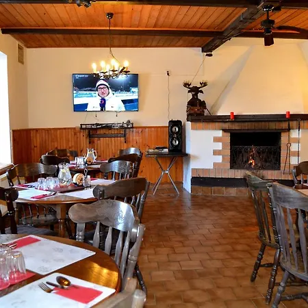 & Restaurant Adolfovsky Dvur *