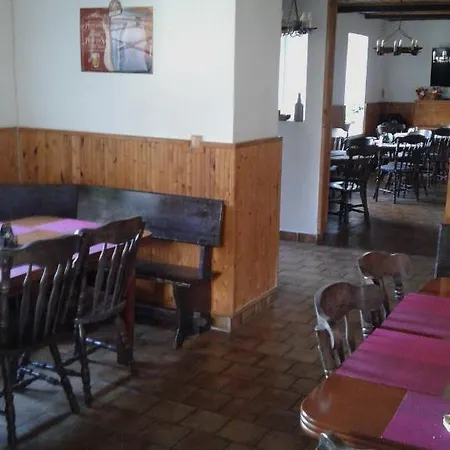 & Restaurant Adolfovsky Dvur Hotel